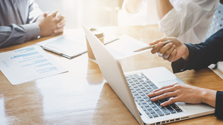 maliyyə sanksiyaları