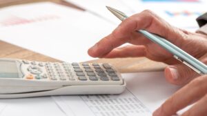 evi satan vətəndaş